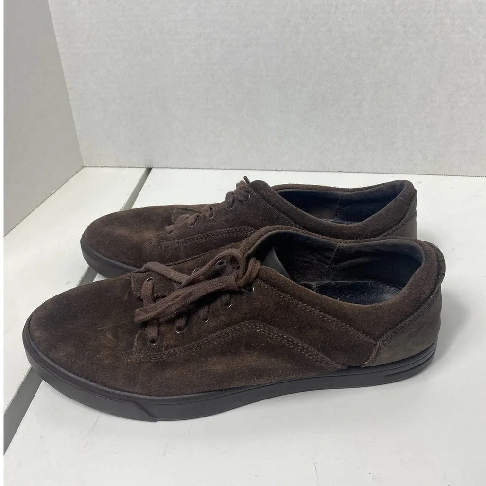 UGG Men's Dark Brown Suede Lace Up Casual Sneaker Size 9 - Picture 4 of 7